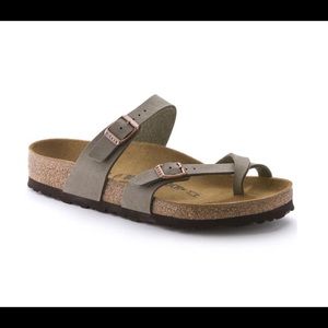 NOT SELLING. ISO THESE SHOES